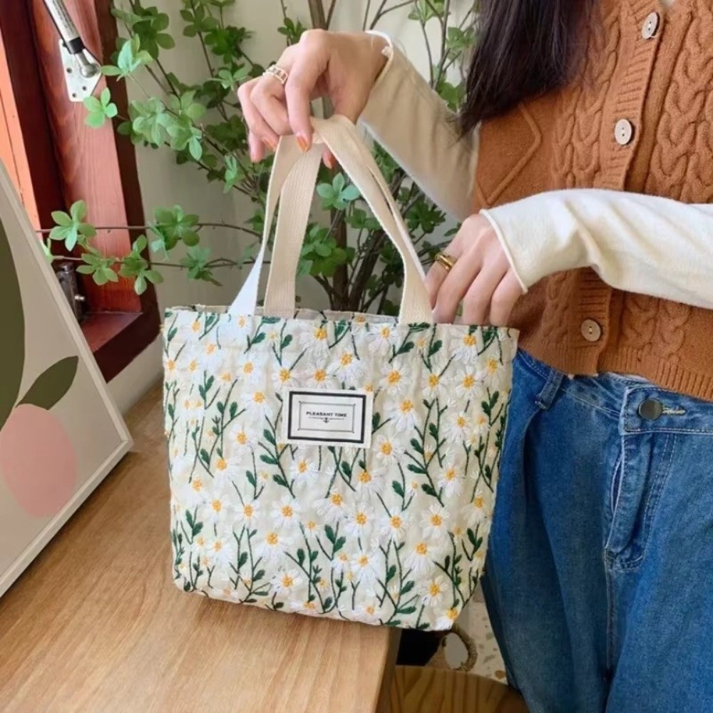 Embroidery Daisy - Large Capacity Sweet Embroidered Tote Bag