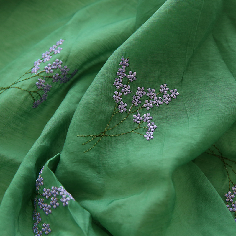 Summer dark green silk embroid - Embroidery Canvas บทวิจารณ์และราคา