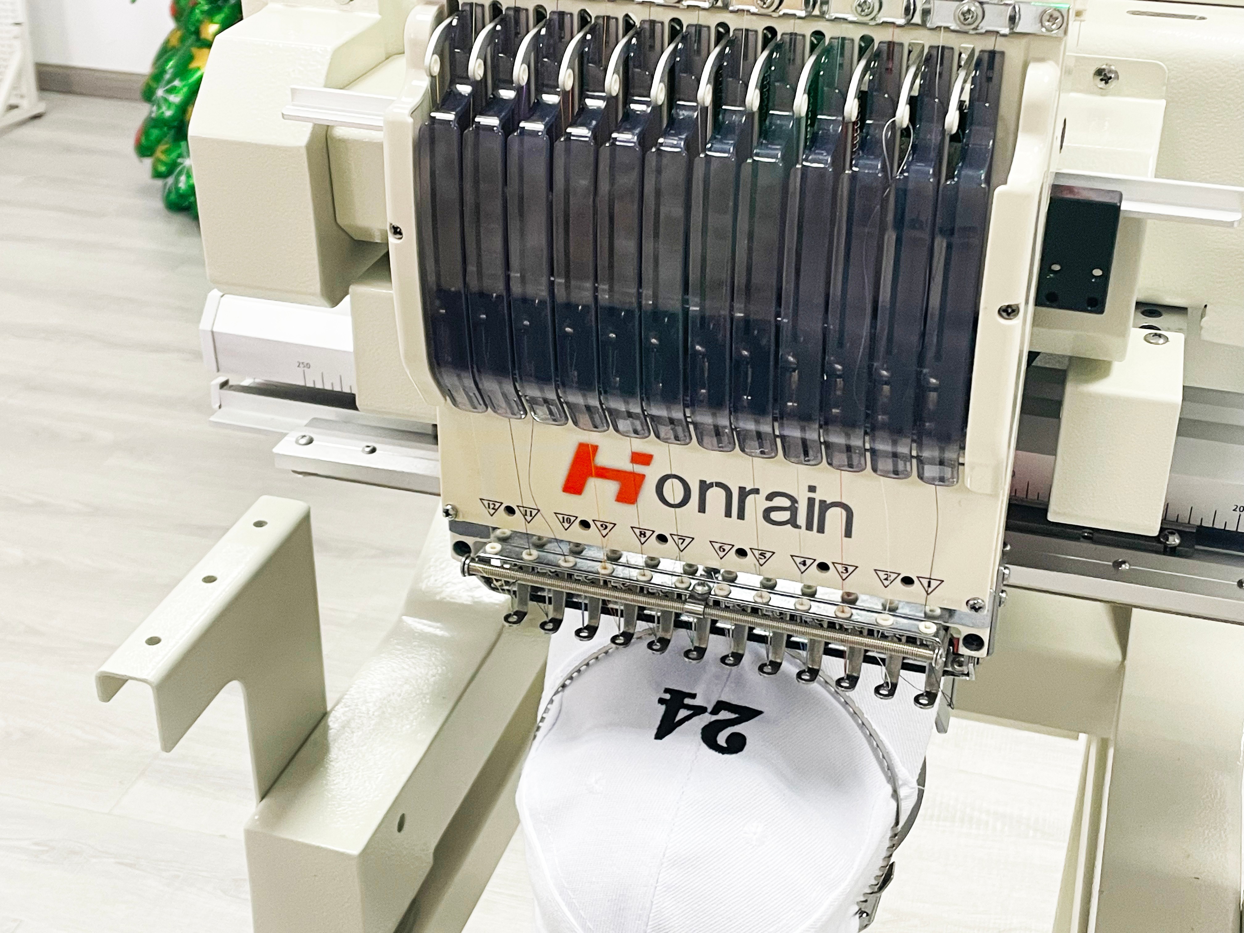 China Hot Sale High Quality Au - Embroidery Machine Computerized บทวิจารณ์และราคา