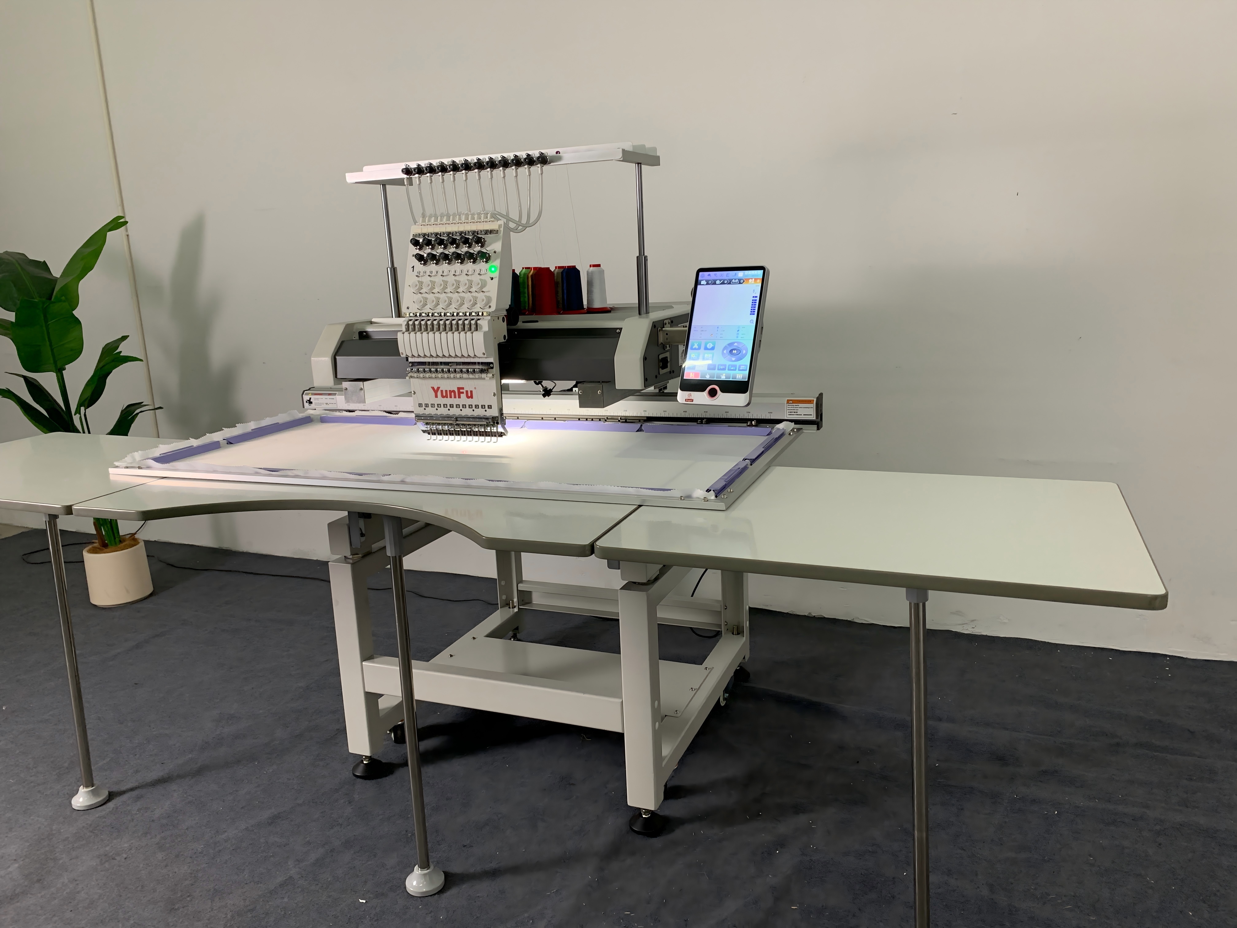 Doorstep Delivery Monogram Mac - Embroidery Machine Computerized บทวิจารณ์และราคา