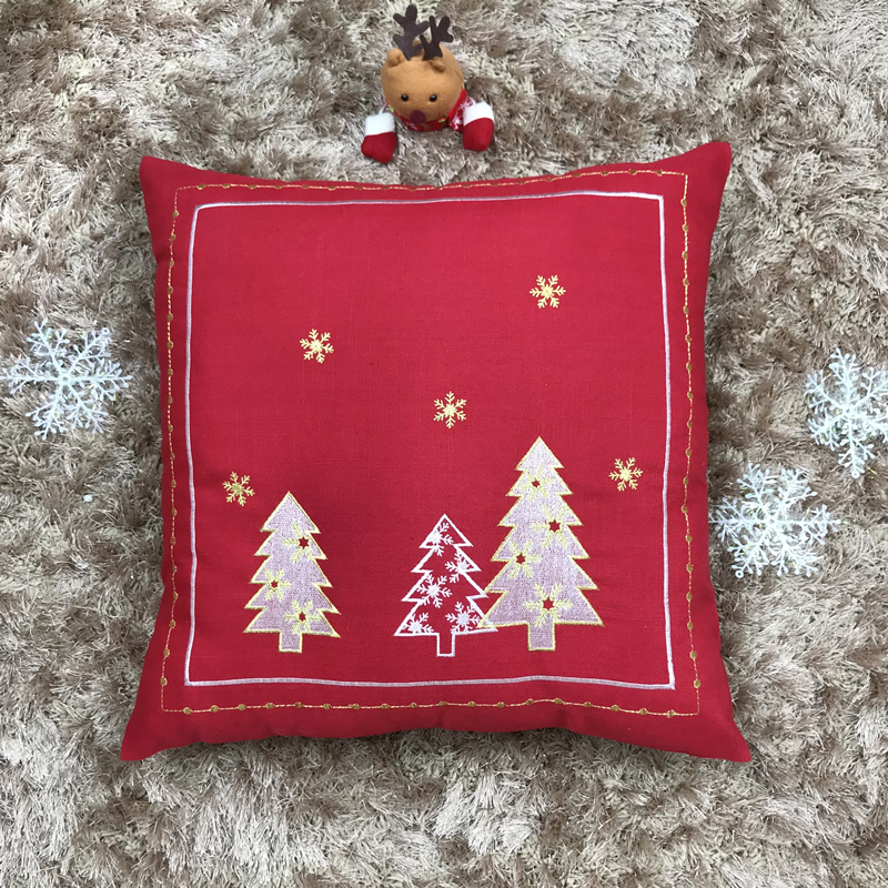 Christmas Embroidery Cushion C - Embroidery Xmas Decorations บทวิจารณ์และราคา