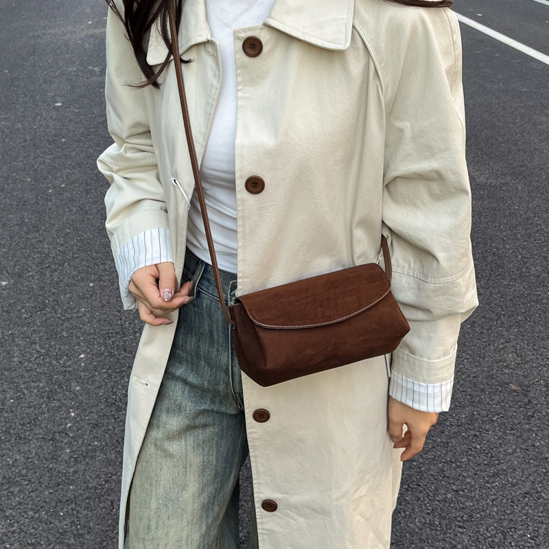 New Winter Crossbody Bag Women - Embroidery Texture บทวิจารณ์และราคา
