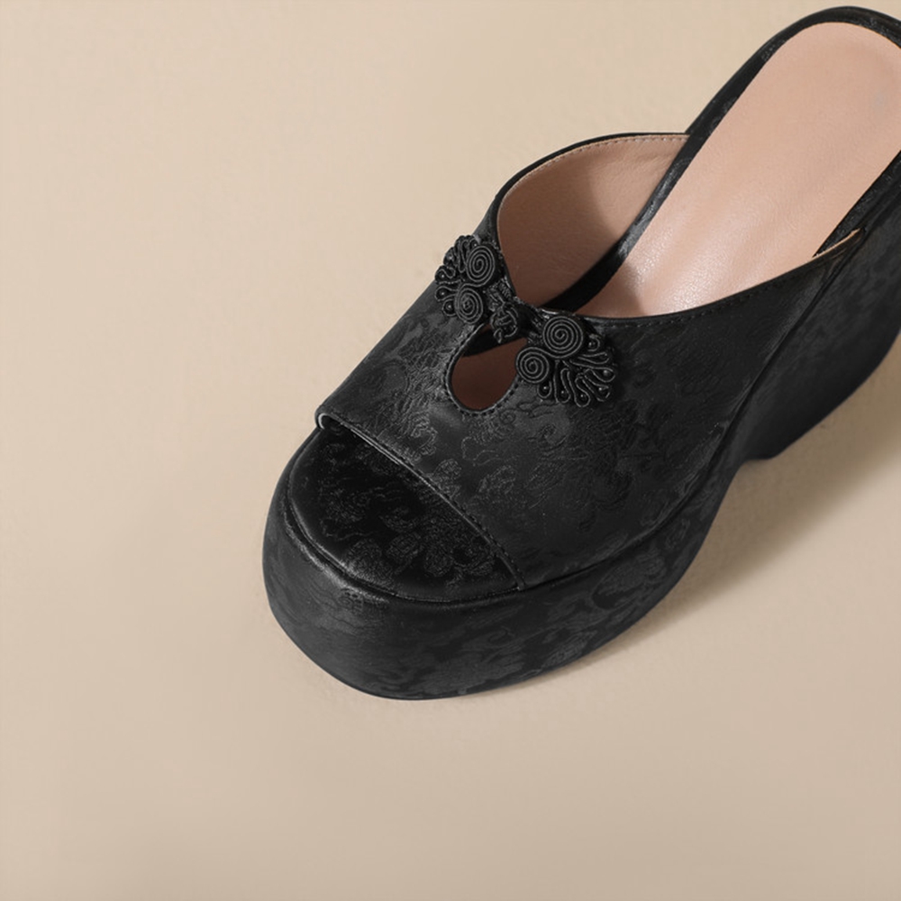 Women Wedge Heel Mules Slipper - Embroidery Ai บทวิจารณ์และราคา