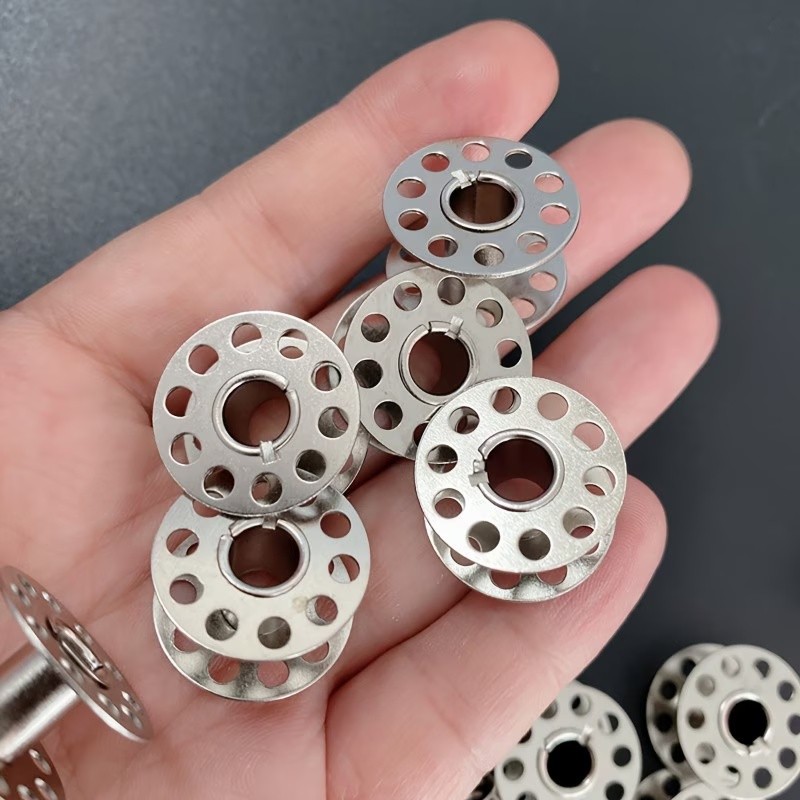 98Pcs Reusable Metal Bobbins,  - Embroidery Machine บทวิจารณ์และราคา