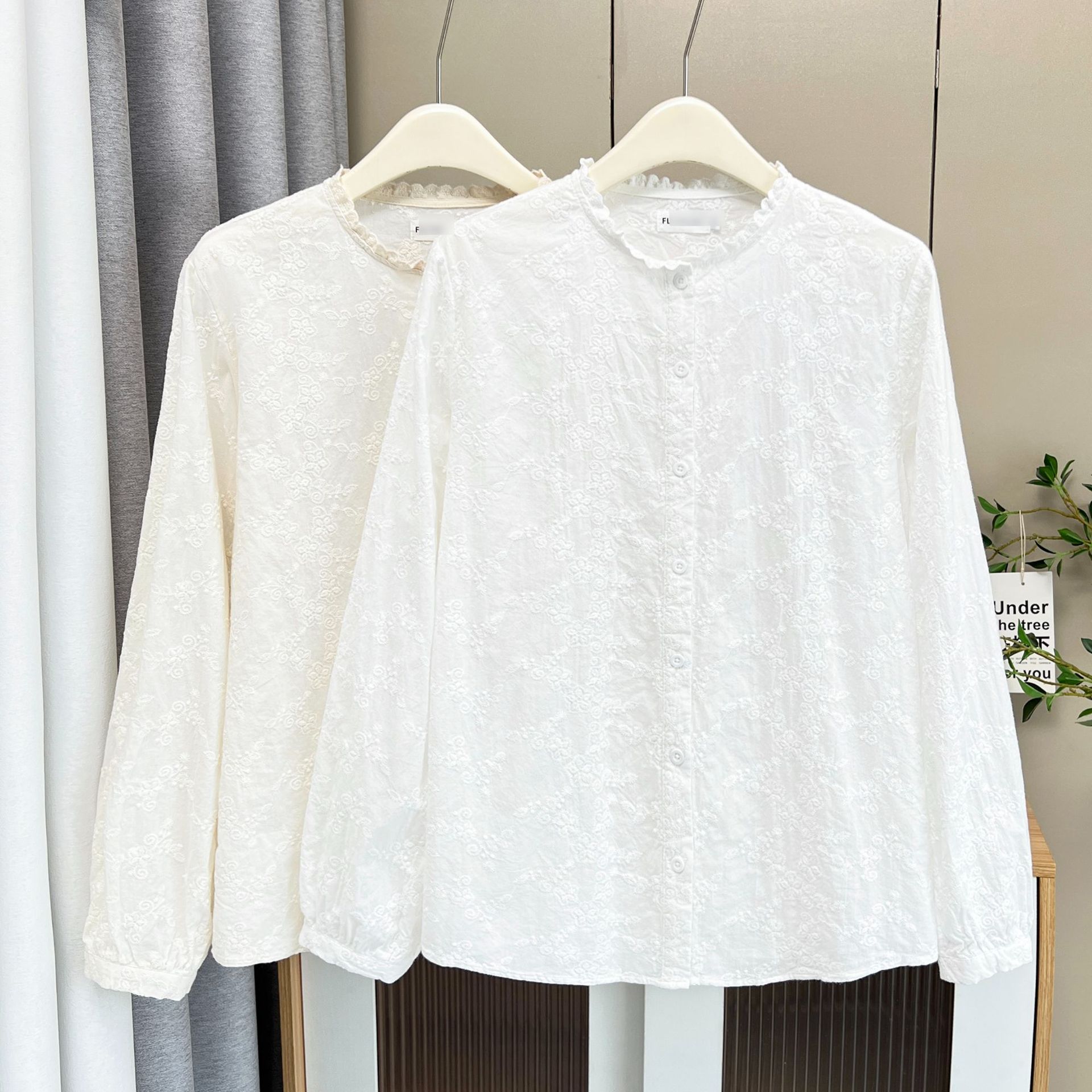 Plus Size Women's Blouses 2025 - Embroidery Blouse บทวิจารณ์และราคา