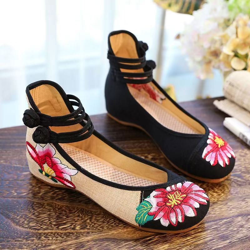 Woman Wedges Embroidered Cloth - Embroidery Canvas บทวิจารณ์และราคา