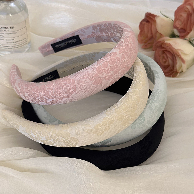 Fashion Women Embroidery Rose  - Embroidery Rose บทวิจารณ์และราคา